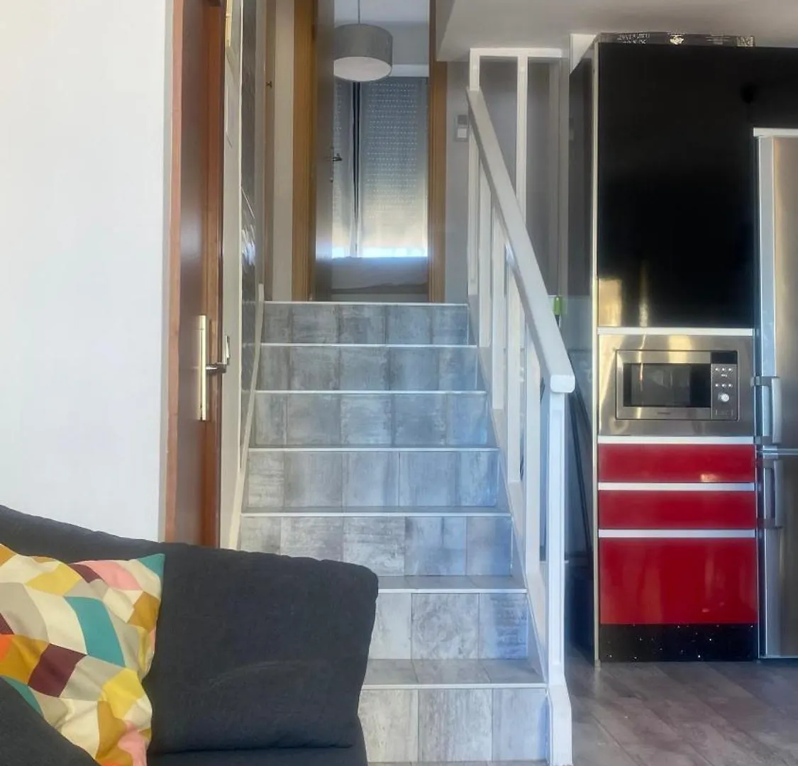Apartamento moderno en primera línea de playa. Benalmádena 0*,  España